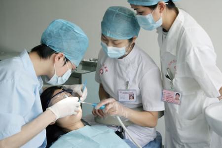 石家莊學(xué)口腔專業(yè)哪個學(xué)校好？
