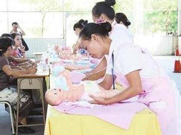 在菏澤市東華職業(yè)培訓(xùn)學(xué)校學(xué)習(xí)家政護(hù)理專業(yè)靠譜嗎？
