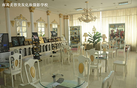 青島哪里可以學習美容美發(fā)專業(yè)？
