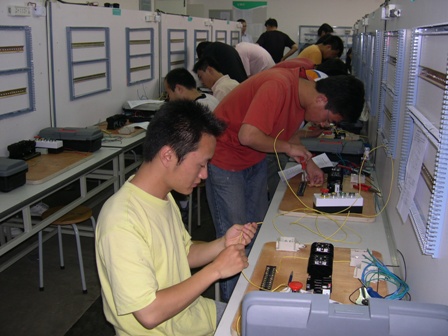 青島市電子信息技術(shù)學(xué)校學(xué)生待遇好不好？