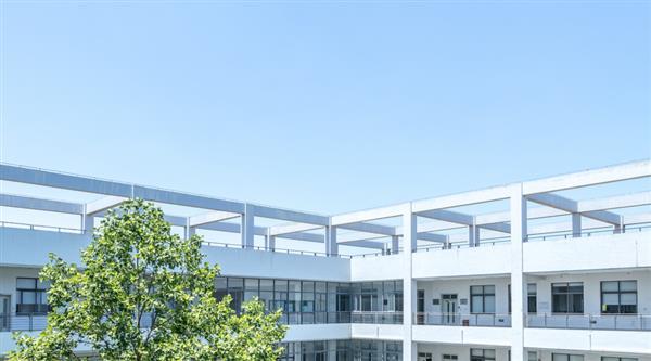 學(xué)歷+技能雙保障？保定新興工業(yè)技工學(xué)校歡迎你！