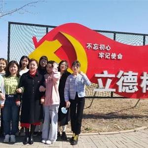 唐山幼兒師范?？茖W(xué)校：優(yōu)秀教師??劉日榮